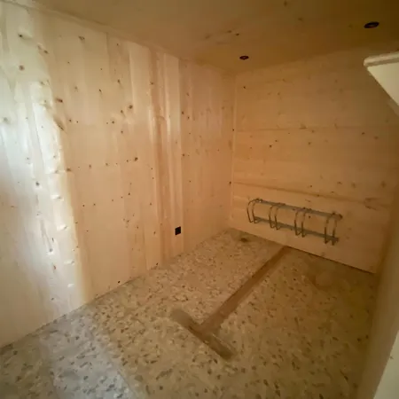 T3 Renove Avec 2 Chambres, Proche Centre, Parking, - Fr-1-758-37 Apartmán *
