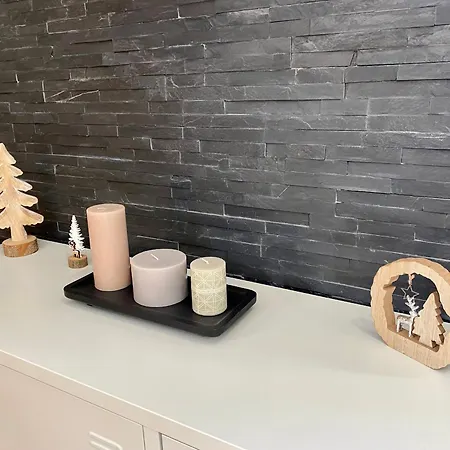 T3 Renove Avec 2 Chambres, Proche Centre, Parking, - Fr-1-758-37 Formigueres