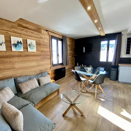 T3 Renove Avec 2 Chambres, Proche Centre, Parking, - Fr-1-758-37 Apartment *