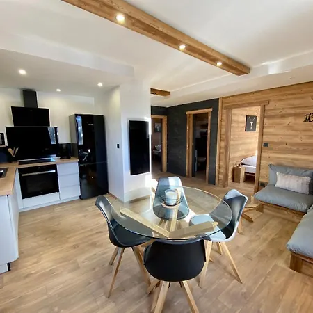 Apartmán T3 Renove Avec 2 Chambres, Proche Centre, Parking, - Fr-1-758-37 *